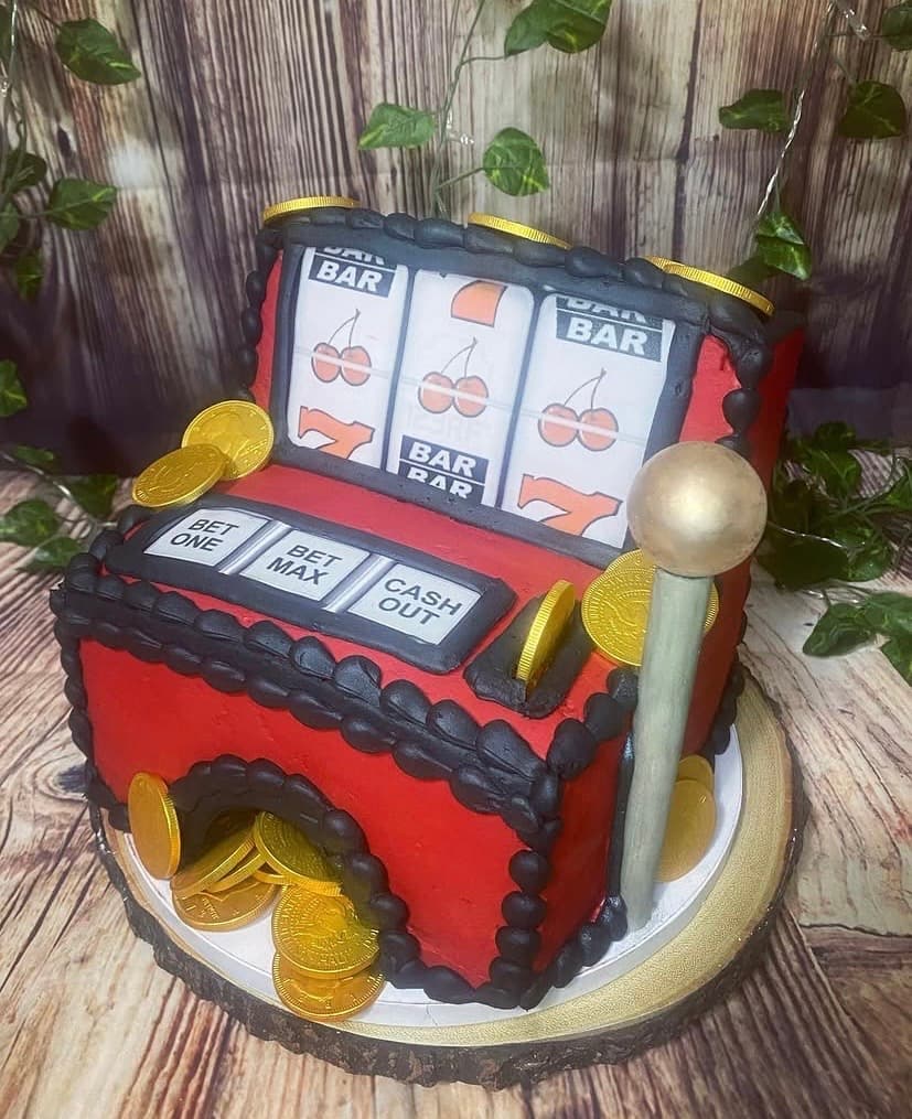 Slot machine themed cake by Trista's Treats